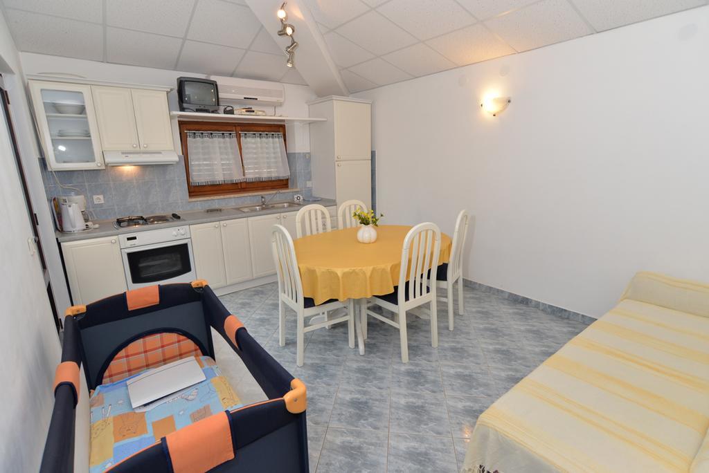 Apartments Creska 629 ラバック エクステリア 写真
